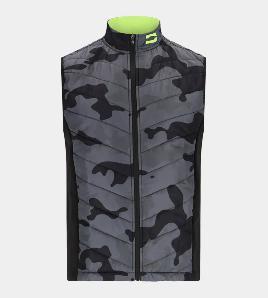 28ab8ceb341a414044996fec24529bebca7a878c KYTE CAMO GILET - BLACK - Image 1